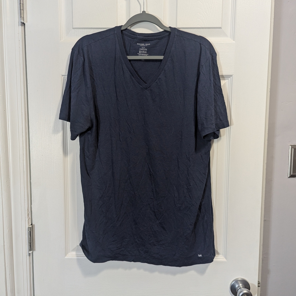 3 V-Neck T-Shirts (Gray, Green, Navy)